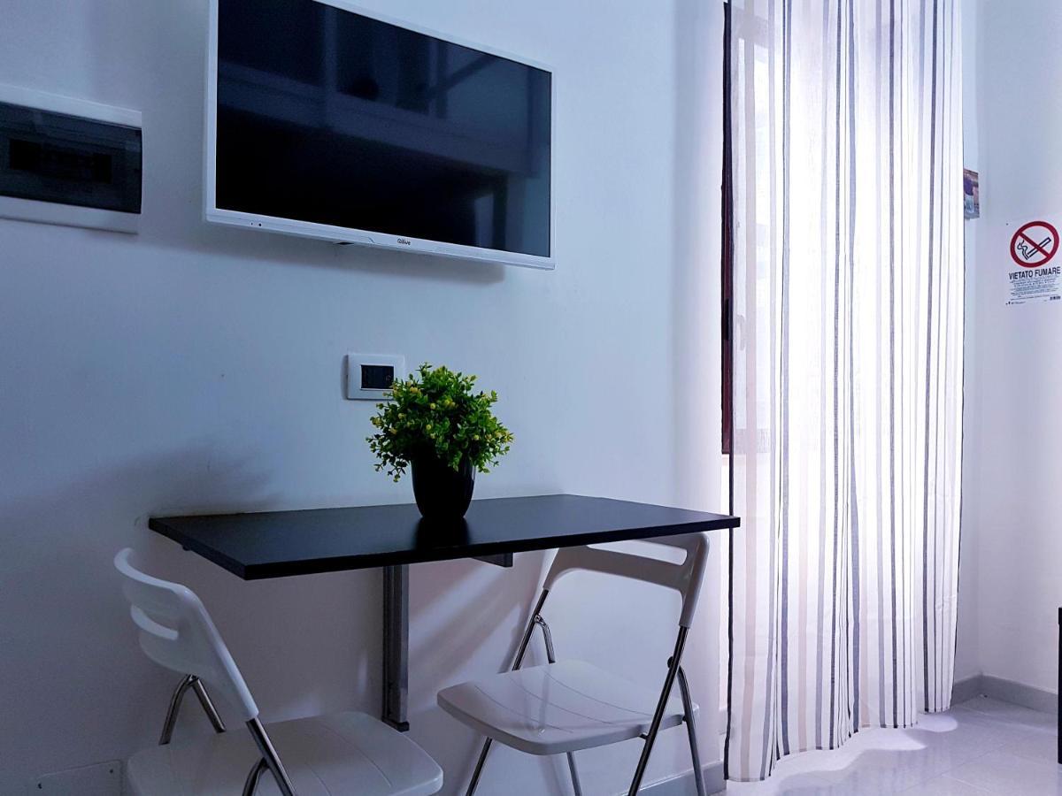 Room N.23 Таранто Екстериор снимка